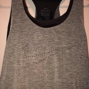 Grey Nike tank top with built in sport bra